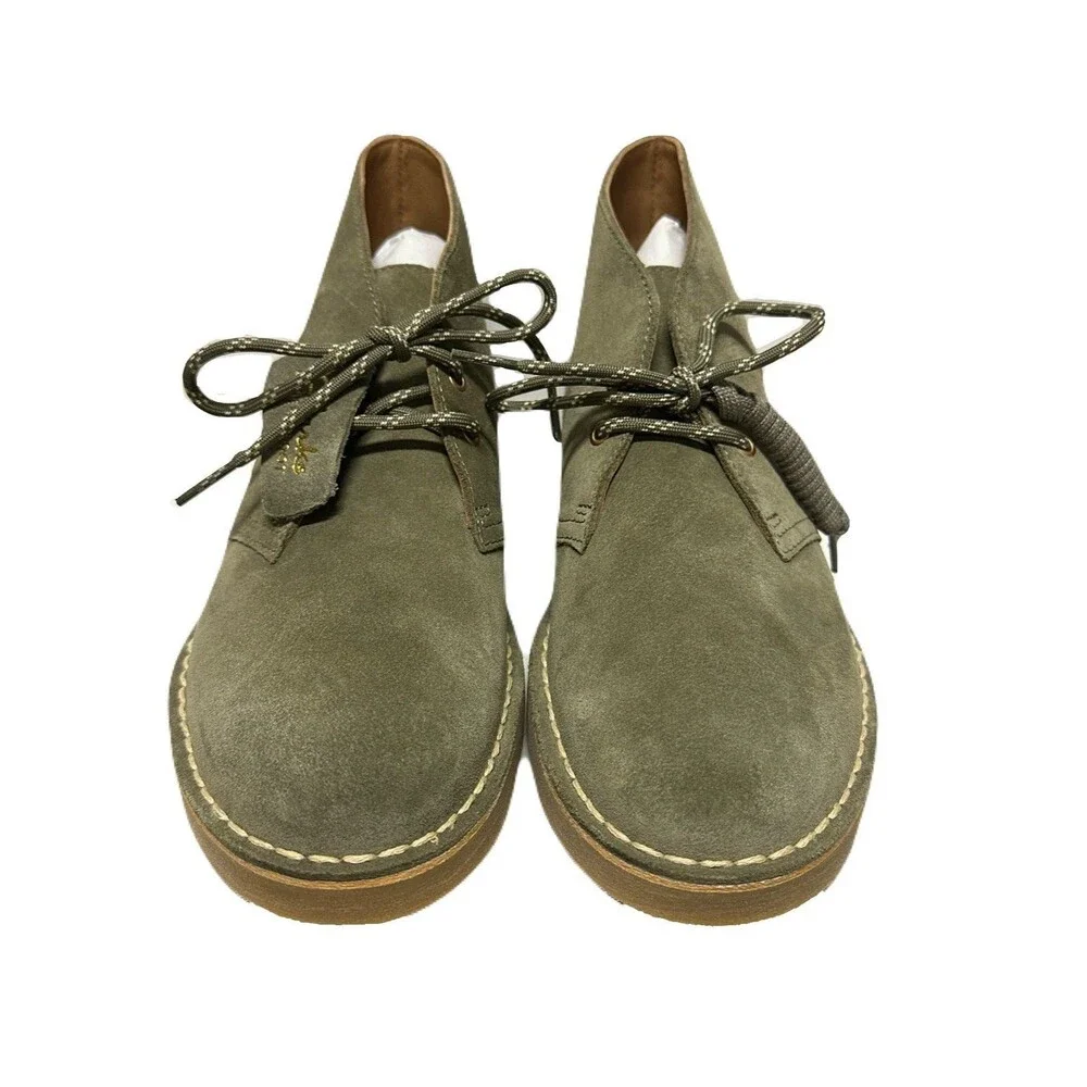 NEW Clarks Desert Boot Mens Size 8 Olive Suede Lace Up Leather Chukkas Boots